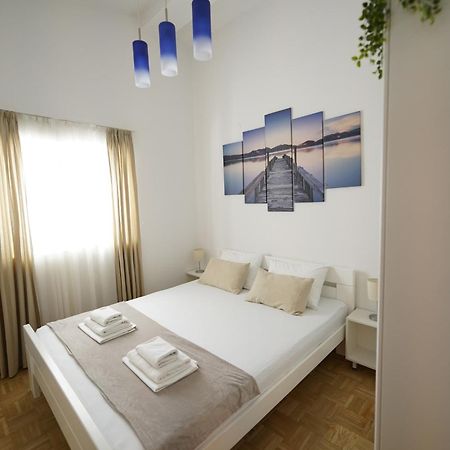 Apartments Loncar-Near Zrce Beach โนวาลยา ภายนอก รูปภาพ