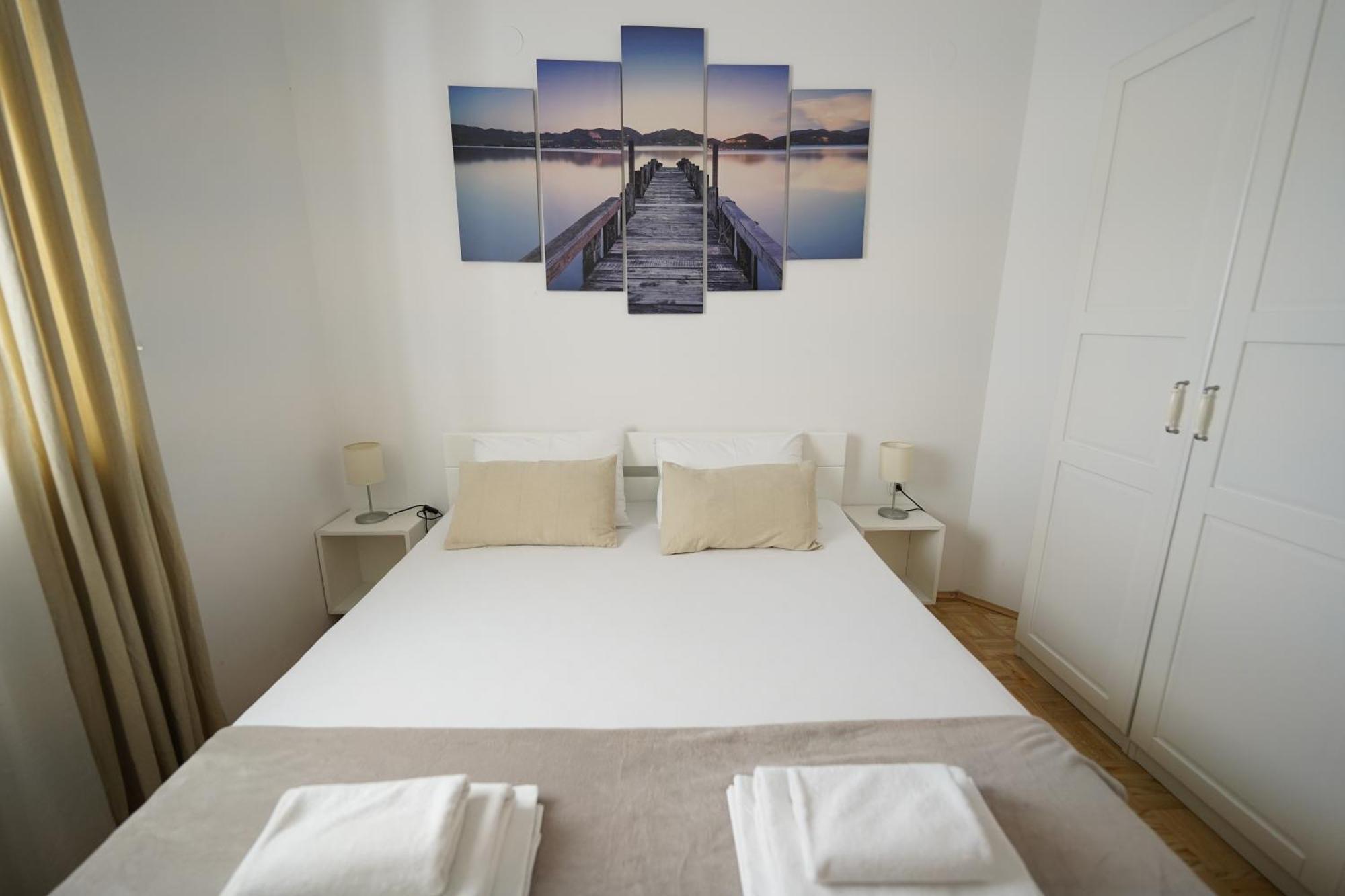 Apartments Loncar-Near Zrce Beach โนวาลยา ภายนอก รูปภาพ
